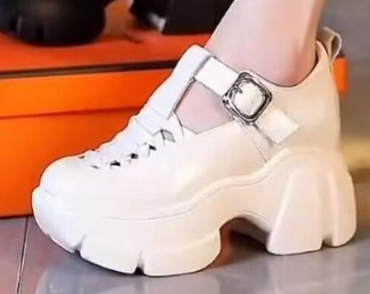 Genuine Leather Outdoor Comfortable Patent Leather Chunky Heel Closed Toe Coros Roman Shoes